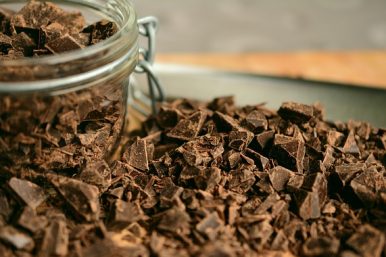 El chocolate amargo es bueno para la salud intestinal